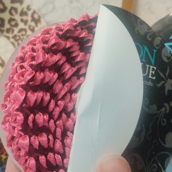 Ribbon - Picture 6 of 13